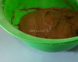 Foto langkah ke 5 dari resep Dome Chocolate Cake with Milk Cream.