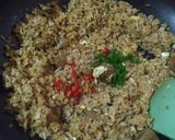 Foto langkah ke 4 dari resep Nasi Goreng Bakso.
