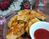 A picture of step 9 of Pizza pockets.