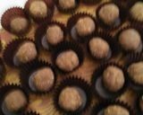Foto langkah ke 5 dari resep Bola bola coklat.