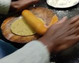 A picture of step 2 of Winter palak peas paratha, beans, jeera pulao.