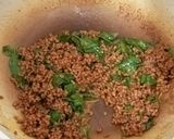 Foto langkah ke 4 dari resep Pad Kra Pao (Beef Basil Stir Fry).
