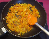 Foto del paso 4 de la receta: Sopa de repollo y gallina