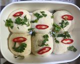 Gambar langkah 4 resipi Chicken Floss Bun.