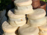 Alfajores de chocolate blanco