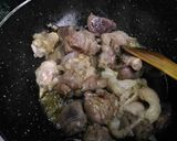 A picture of step 1 of Marchwagan Korma.