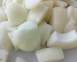 Foto del paso 1 de la receta: Crema de cebolla a la cerveza