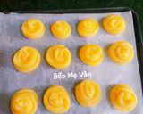 Hình bước làm 3 của món Bánh Su Kem Nhân Sầu Riêng