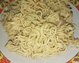 Foto langkah ke 5 dari resep Mie goreng putihhh.