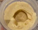 A picture of step 2 of Banana and Nectarine Smoothie Bowl.