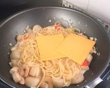 甜蜜蜜的奶油海鮮義大利麵✨的食譜步驟4照片