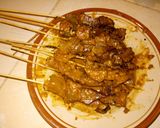 Foto langkah ke 7 dari resep Sate Tahu Bakso Bumbu Pecel.
