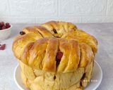 Foto langkah ke 5 dari resep Cranberry Crown Bread.