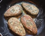 A picture of step 4 of Crispy Peas Cutlet.