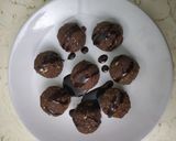 A picture of step 1 of Choco Balls.