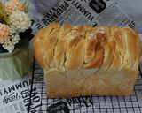 Foto langkah ke 5 dari resep Parmesan Cheese Bread Loaf.