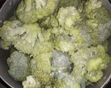 Foto del paso 1 de la receta: Arroz amarillo con brócoli