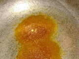 Pollo caramelizado al ají topito de la casa