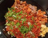 Foto del paso 3 de la receta: Lentejas con Chuleta Ahumada Venezolana