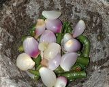 Foto langkah ke 2 dari resep Sambal Lombok Ijo Teri.