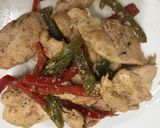 Foto del paso 3 de la receta: Pollo con pimentón y cardamomo