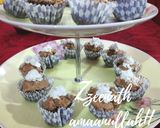 A picture of step 2 of Mini Chocolate Cupcakes.