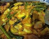 A picture of step 2 of Bottle gourd string beans sabji.