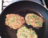Foto del paso 3 de la receta: Tortitas de brócolis y zanahoria