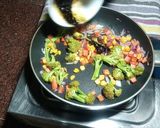 A picture of step 2 of Broccoli Carrot fried rice.