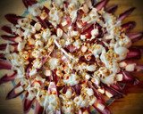 Foto del paso 4 de la receta: Ensalada de endivias rojas con salsa de queso azul