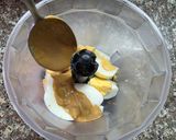 Foto del paso 1 de la receta: Crema de cacao y huevo duro