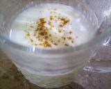 A picture of step 5 of Masaledaar lassi.