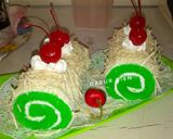 Foto langkah ke 7 dari resep Bolu Gulung Pandan Kukus.