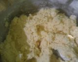Foto langkah ke 4 dari resep CornFlakes Cookies.