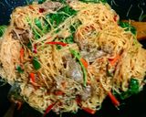 Foto langkah ke 6 dari resep Japchae with Beef Korean Noodle,aka Soun Ala Korea pake Vermiceli aja.