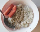 Foto langkah ke 2 dari resep Rice Nugget Sausage with Scrambled Eggs.