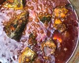 A picture of step 2 of Fried fish in palm oil stew🍽🐟.
