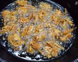 A picture of step 4 of Karai..pakoray.