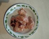 Foto langkah ke 1 dari resep Ayam Kemangi Bumbu Kuning.