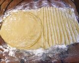 A picture of step 2 of California Farm Plum Pizza.