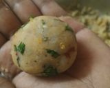 A picture of step 3 of Potato cheese balls.