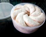 Foto langkah ke 6 dari resep Putri Salju Kokoh dan Renyah.