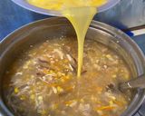 Foto langkah ke 4 dari resep Sup jagung komplit (non halal).
