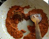 A picture of step 4 of Methi Malai matar.