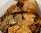 A picture of step 7 of میمنی کاٹھیاواڑی چنا چاٹ.
