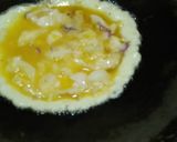 Foto langkah ke 6 dari resep Telur Dadar Kol Apa Adanya.