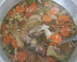 Foto langkah ke 4 dari resep Sop daging sapi selera saya.