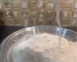 A picture of step 3 of Matar Kachori.