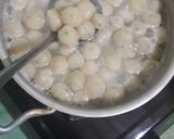 Foto langkah ke 2 dari resep Cilok bumbu kacang lembut dan kenyal.