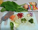 Foto langkah ke 1 dari resep Indomie goreng nyemek.